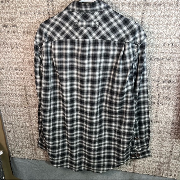 DULUTH TRADING CO Long Sleeve Flannel Button Down Outdoor Gorpcore Comfy Cotton - Picture 1 of 5